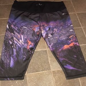 Adidas sz 2XL capris